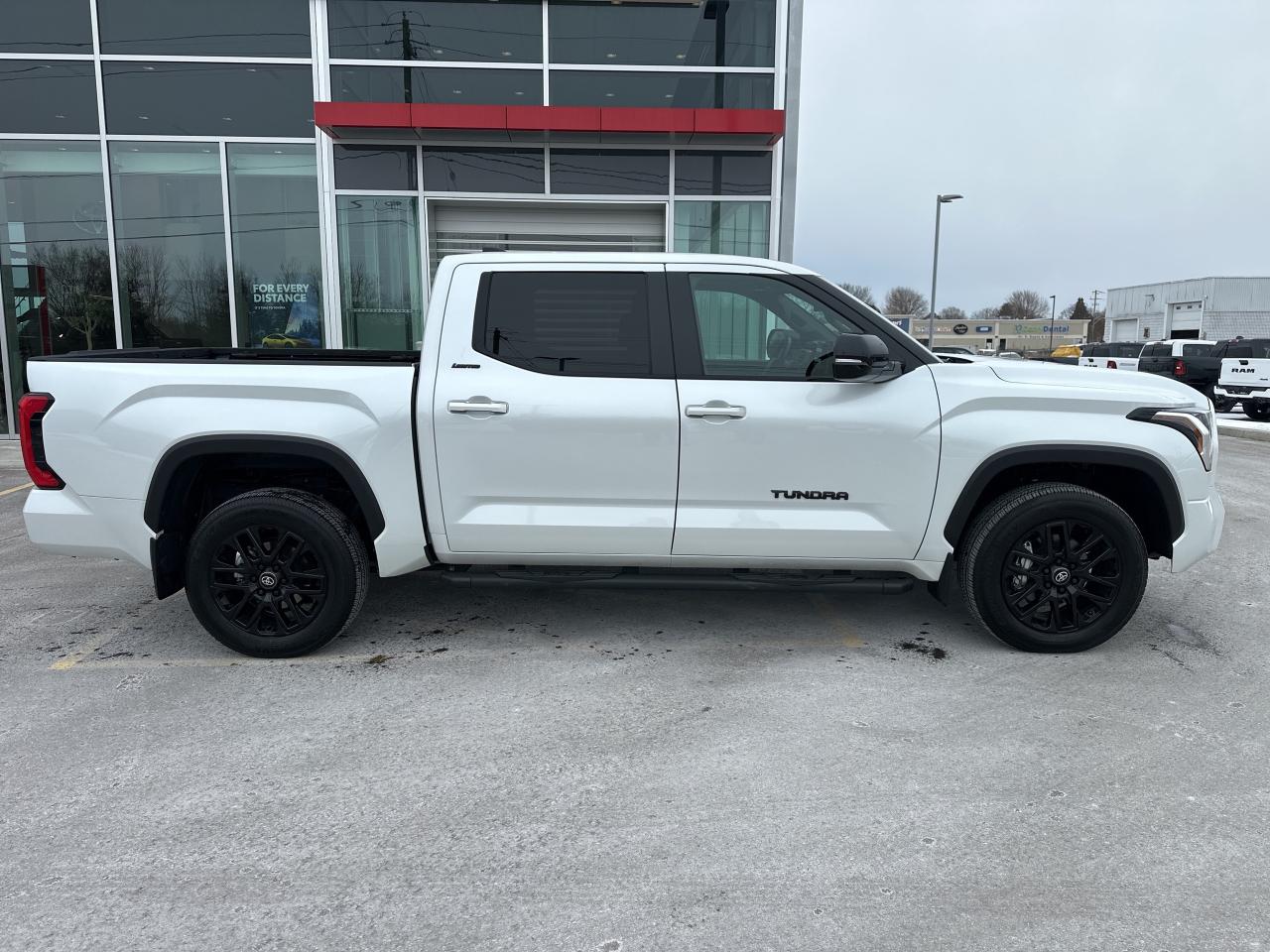 2025 Toyota Tundra Limited  Photo3