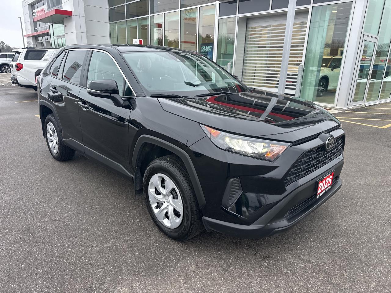 2025 Toyota RAV4 LE Photo