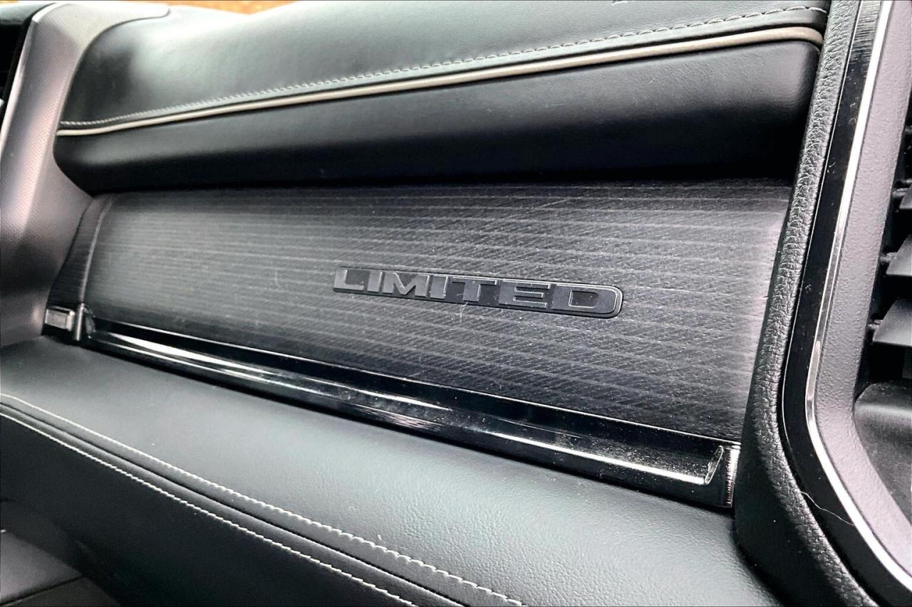 2022 RAM 1500 Limited Night | Level 1 | Painted Bed Cover | 4X4 Photo