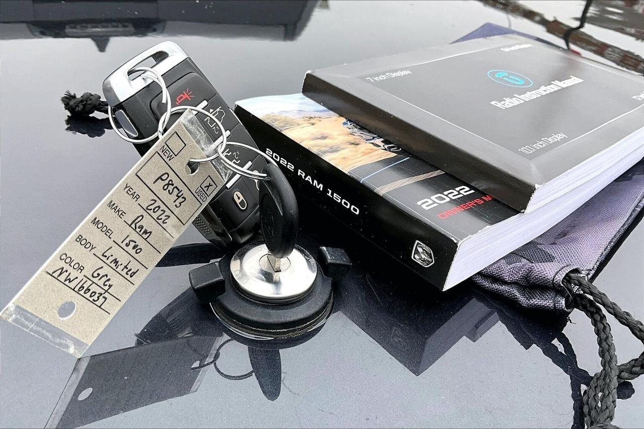 2022 RAM 1500 Limited Night | Level 1 | Painted Bed Cover | 4X4 Photo