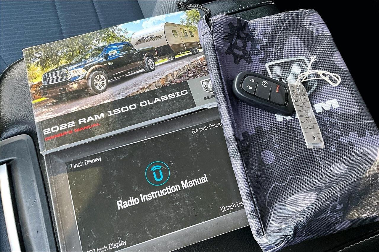 2022 RAM 1500 Classic SLT Crew | Alpine | Tow Pkg | Liner | 4X4 Photo