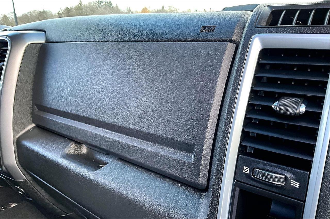 2022 RAM 1500 Classic SLT Crew | Alpine | Tow Pkg | Liner | 4X4 Photo