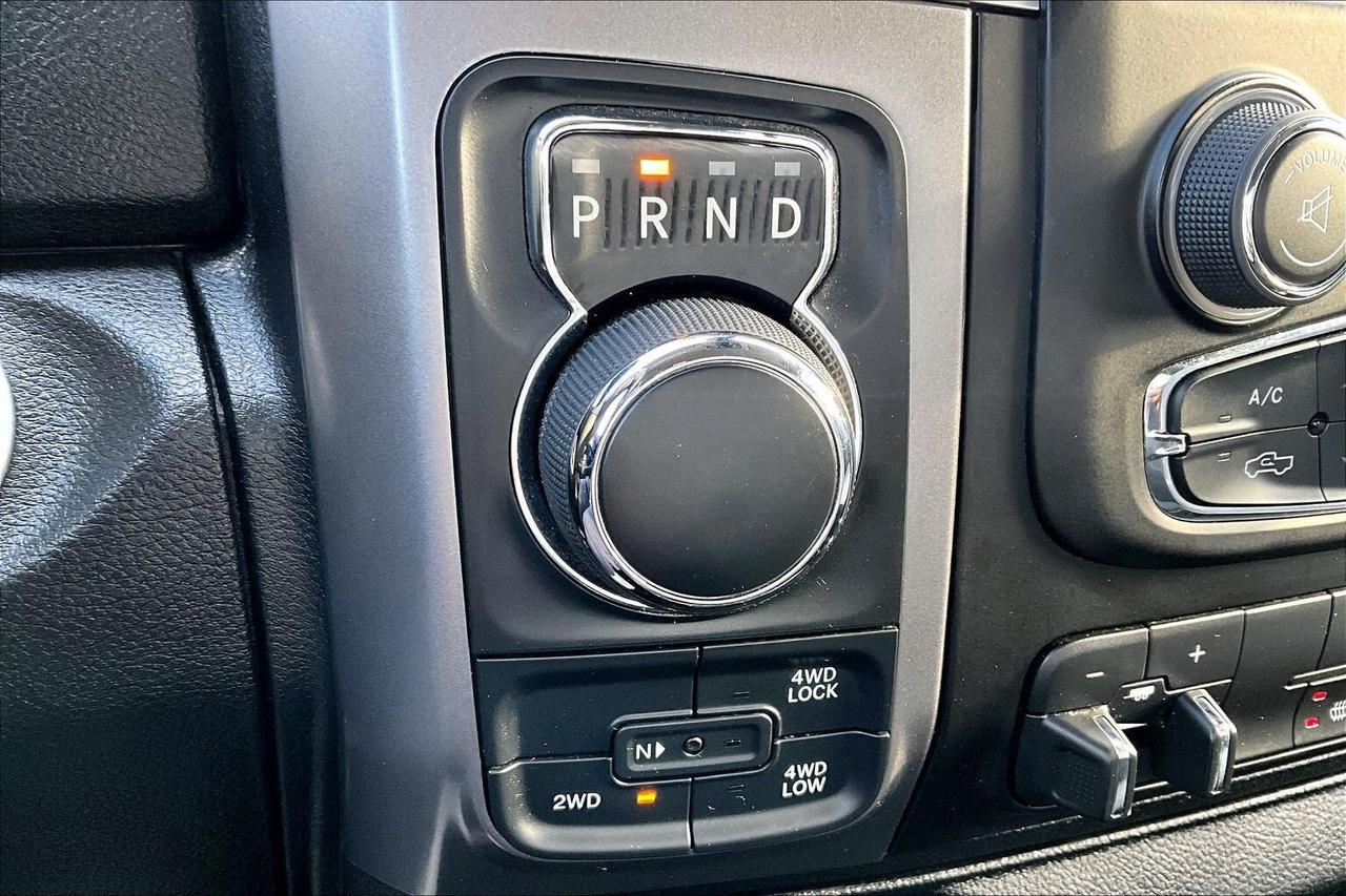 2022 RAM 1500 Classic SLT Crew | Alpine | Tow Pkg | Liner | 4X4 Photo