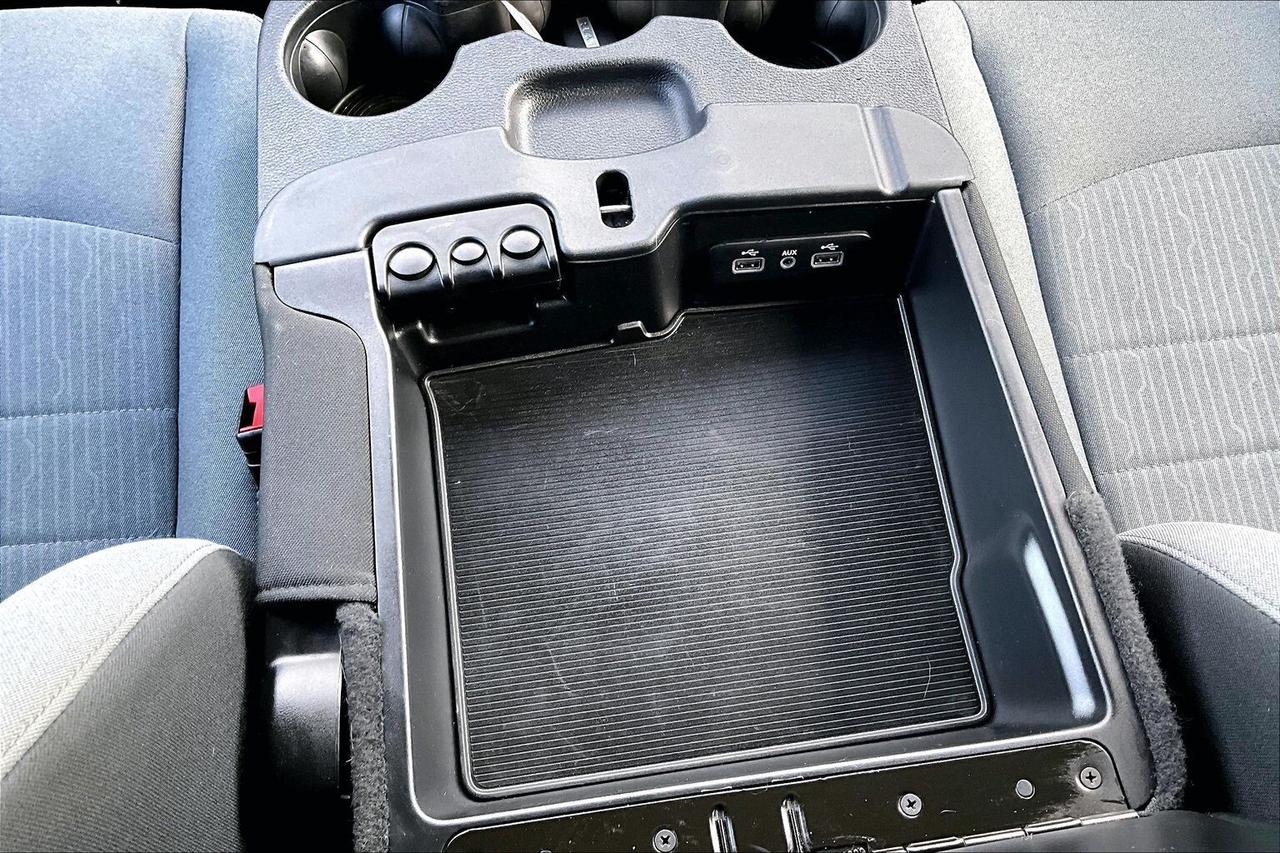 2022 RAM 1500 Classic SLT Crew | Alpine | Tow Pkg | Liner | 4X4 Photo