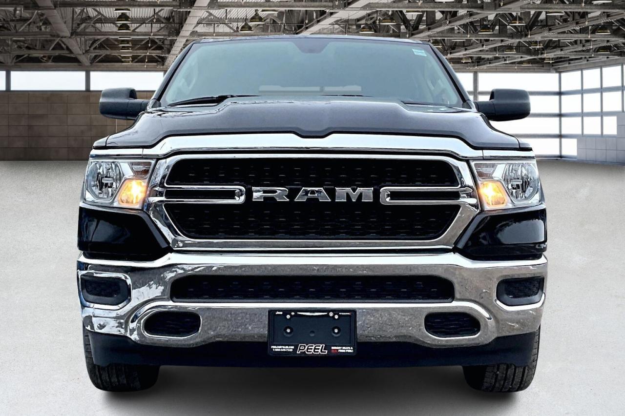 2019 RAM 1500 SXT Crew Cab | 4X4 Photo2