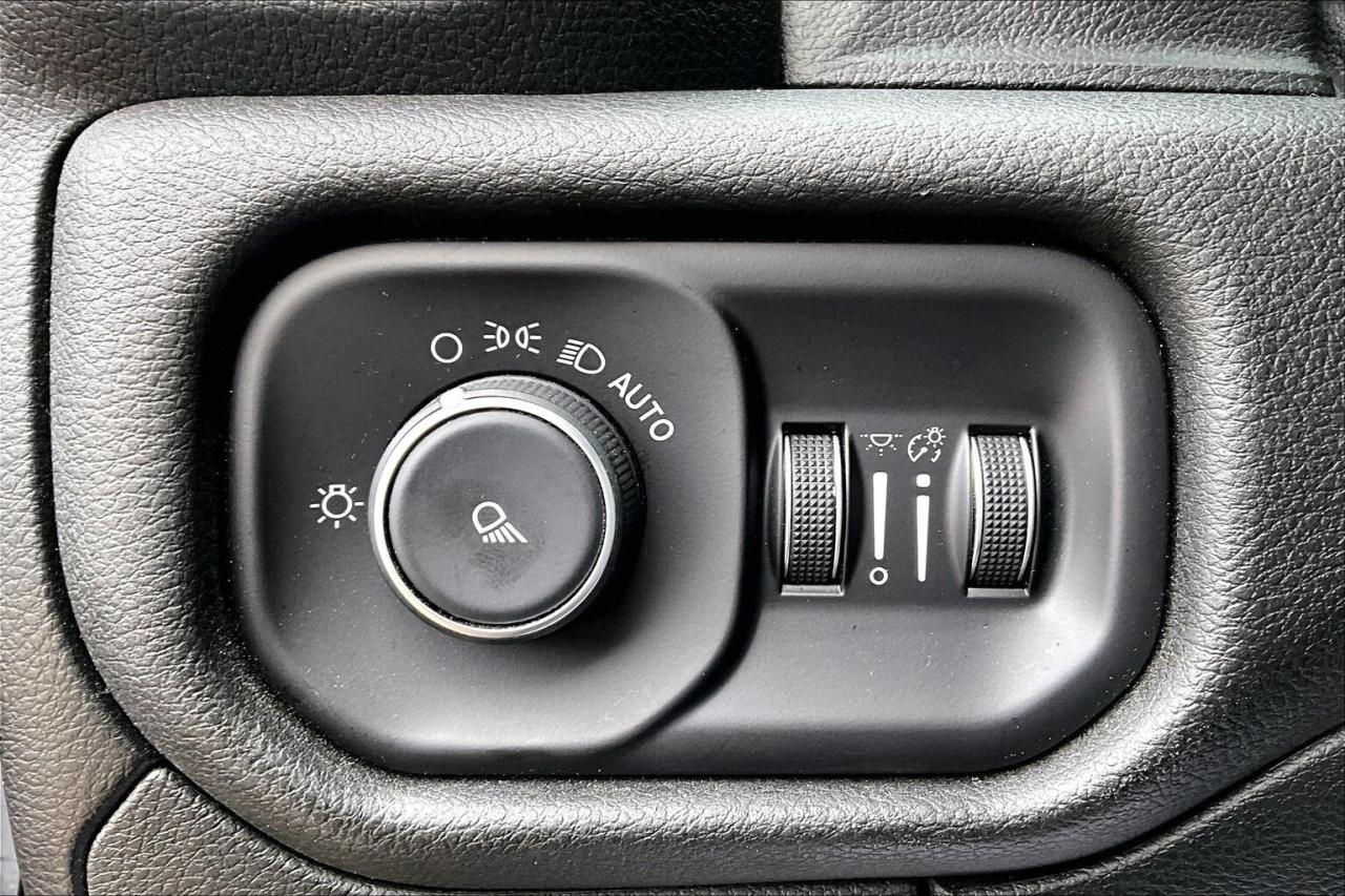 2019 RAM 1500 SXT Crew Cab | 4X4 Photo