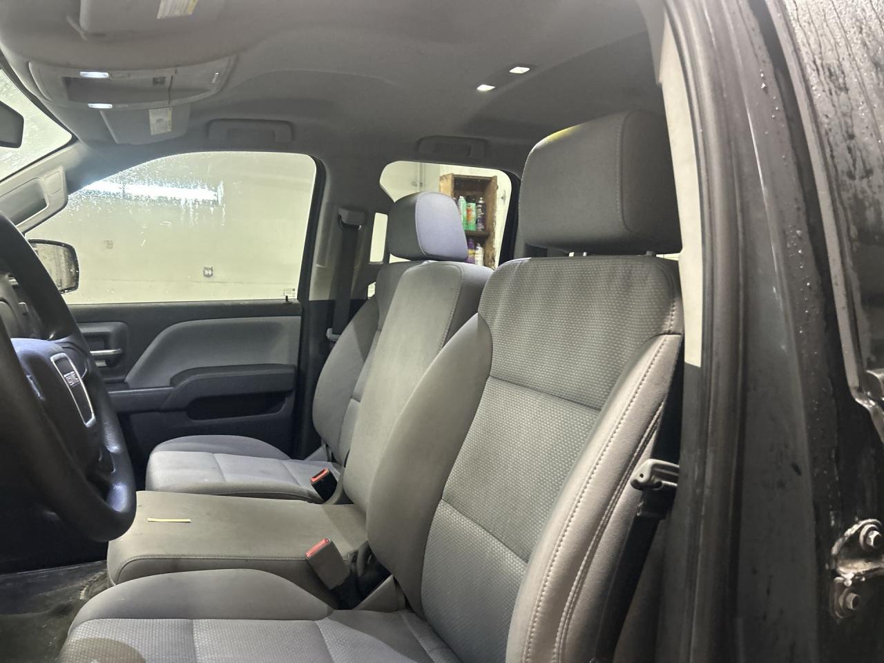 2018 GMC Sierra 1500 ELEVATION 4X4 | 5.3L V8 | CARPLAY | REMOTE START Photo