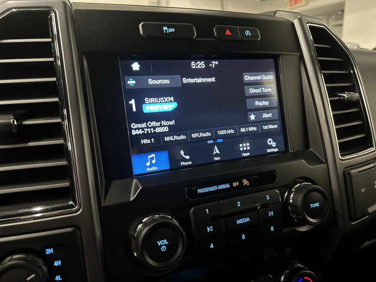 2019 Ford F-150 XLT SPORT 4X4 |5.0L V8 | HTD SEATS | CARPLAY | NAV Photo