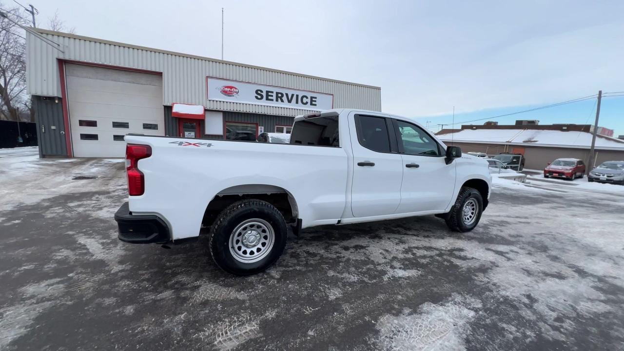 2020 Chevrolet Silverado 1500 4X4 | 5.3L V8 | CARPLAY |TOW PKG | A/C | BLUETOOTH Photo