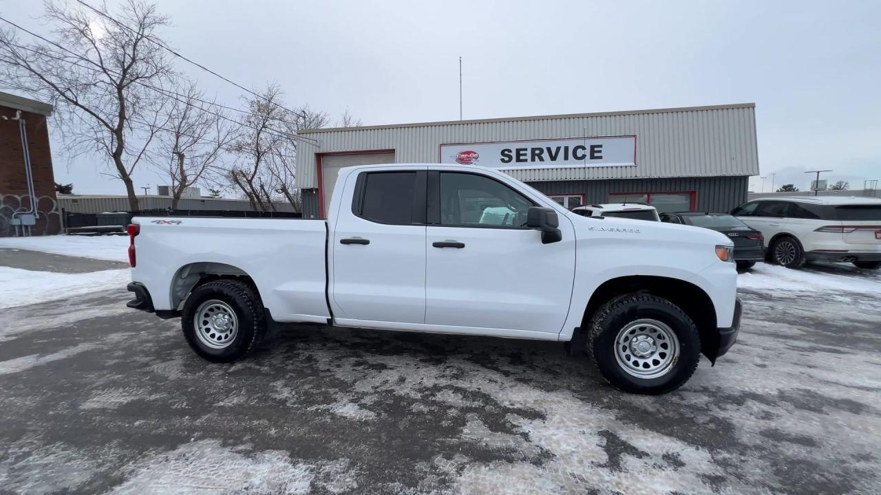 2020 Chevrolet Silverado 1500 4X4 | 5.3L V8 | CARPLAY |TOW PKG | A/C | BLUETOOTH Photo