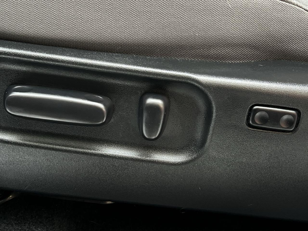 2023 Toyota Tacoma 4X4 |DBL CAB |HTD SEATS |CARPLAY |TONNEAU |ALLOYS Photo