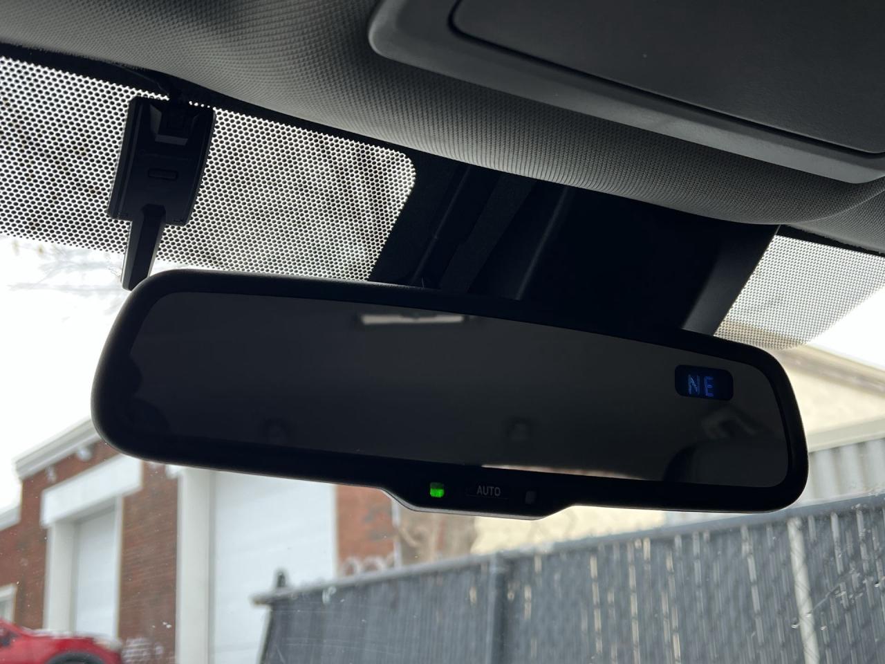 2023 Toyota Tacoma 4X4 |DBL CAB |HTD SEATS |CARPLAY |TONNEAU |ALLOYS Photo