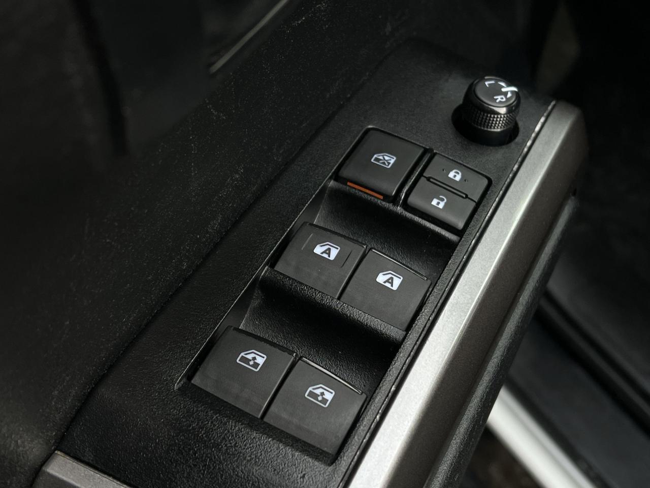 2023 Toyota Tacoma 4X4 |DBL CAB |HTD SEATS |CARPLAY |TONNEAU |ALLOYS Photo