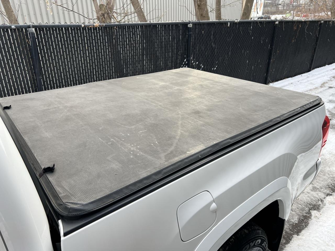 2023 Toyota Tacoma 4X4 |DBL CAB |HTD SEATS |CARPLAY |TONNEAU |ALLOYS Photo