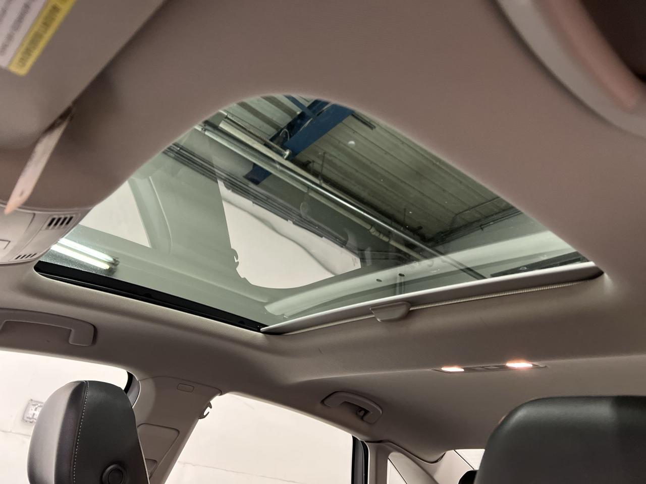 2019 Volkswagen Jetta HIGHLINE |6-SPEED |HTD LEATHER |SUNROOF | CARPLAY Photo