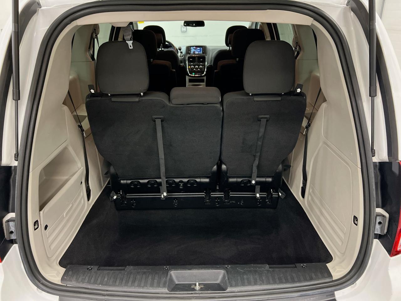 2019 Dodge Grand Caravan SXT PLUS | 7-PASS | REAR CAM | BLUETOOTH | ALLOYS Photo