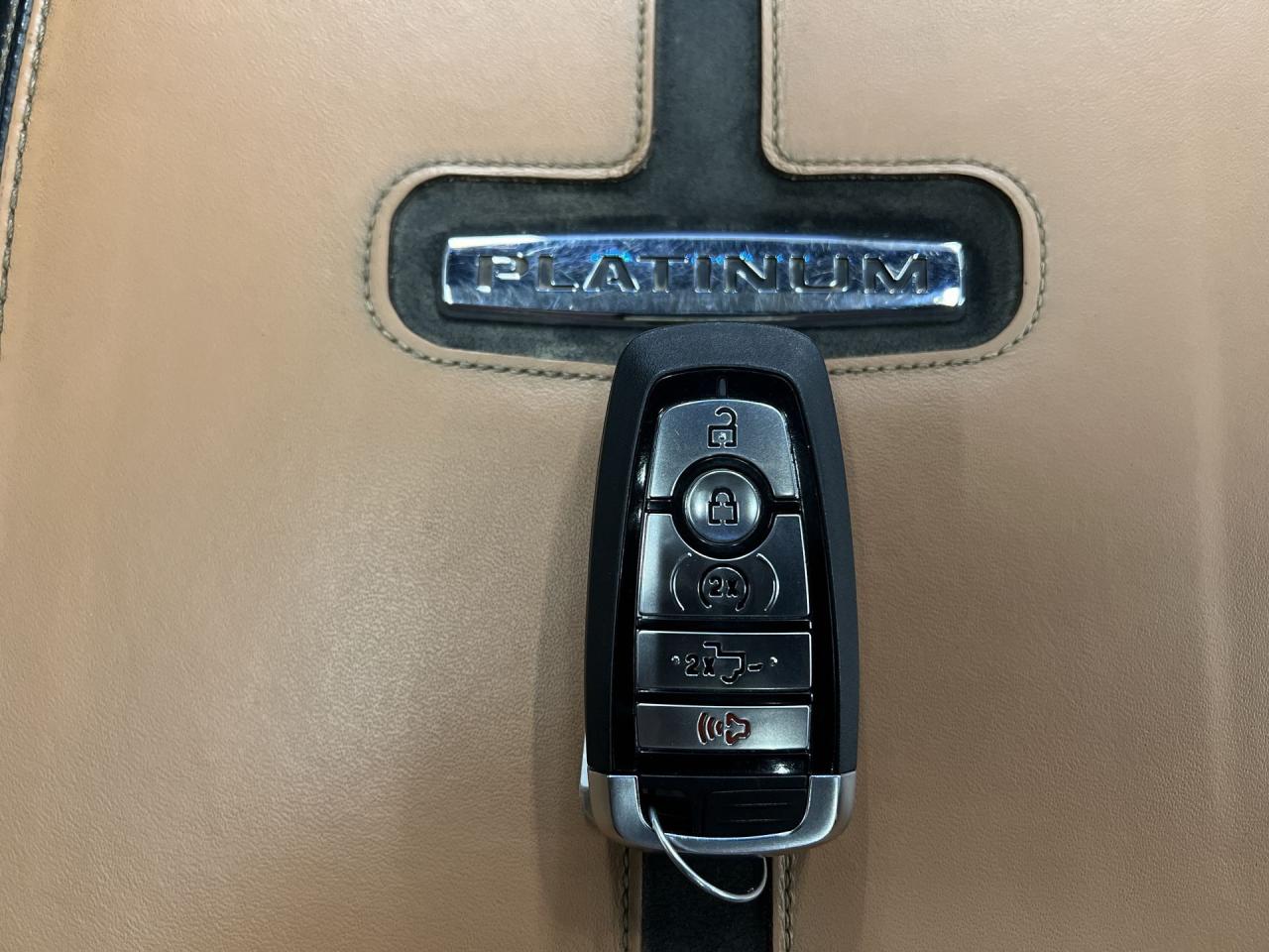 2024 Ford F-250 PLATINUM 4X4 | CREW | POWERSTROKE | MASSAGE SEATS Photo