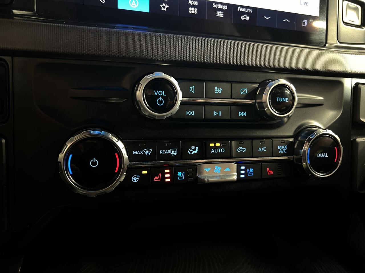 2024 Ford F-250 PLATINUM 4X4 | CREW | POWERSTROKE | MASSAGE SEATS Photo