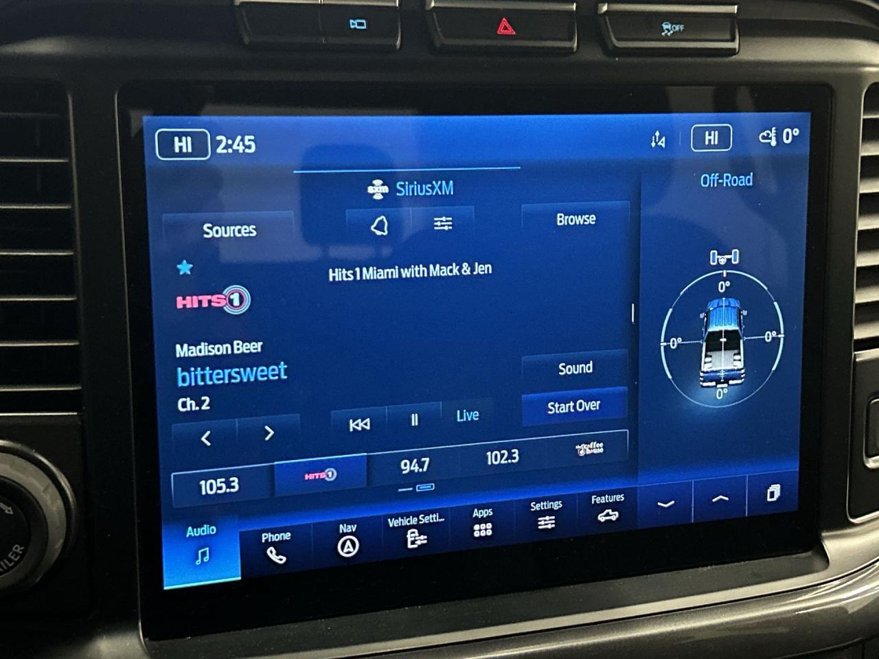 2022 Ford F-150  Photo3