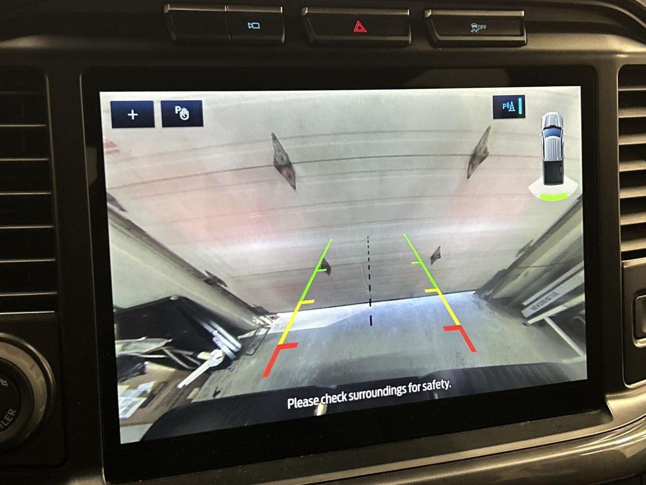 2022 Ford F-150  Photo2