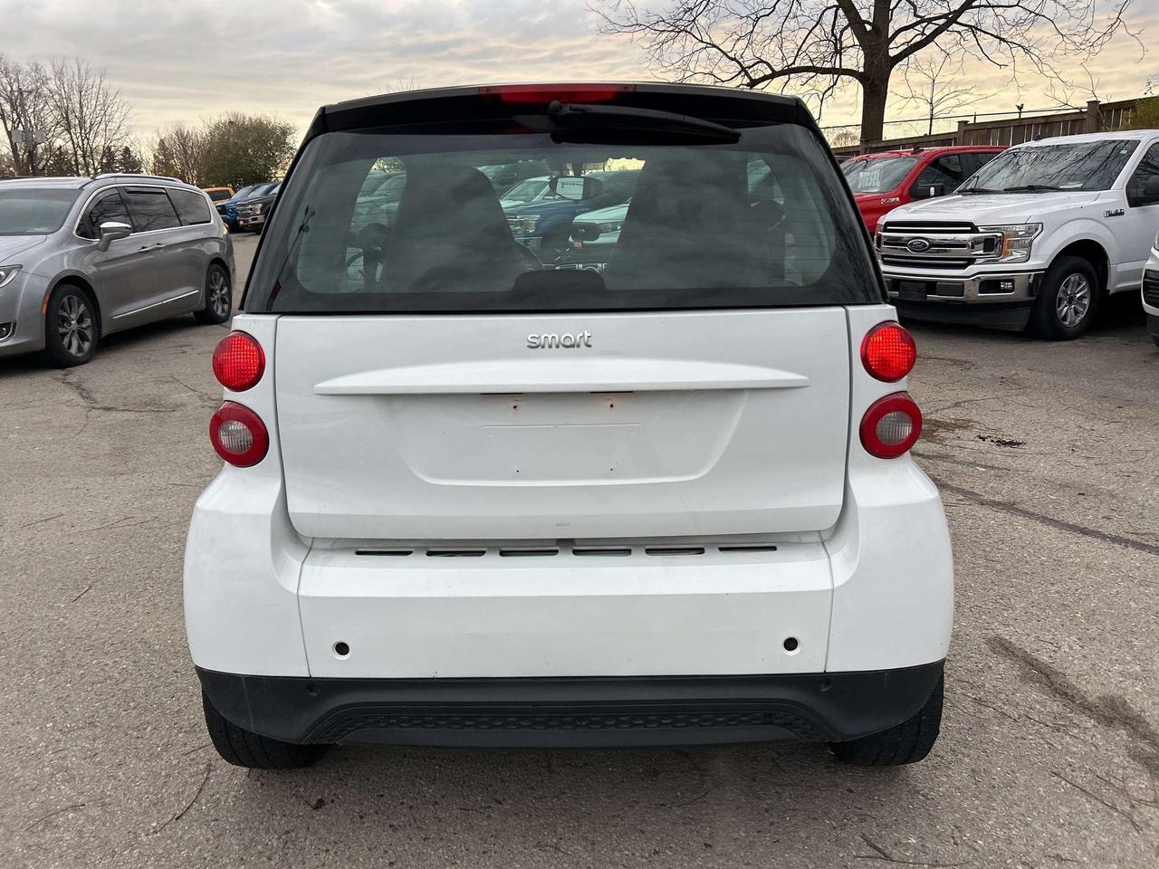 2014 Smart fortwo PASSION, CLEAN CARFAX, HEATED SEATS! - Photo #7