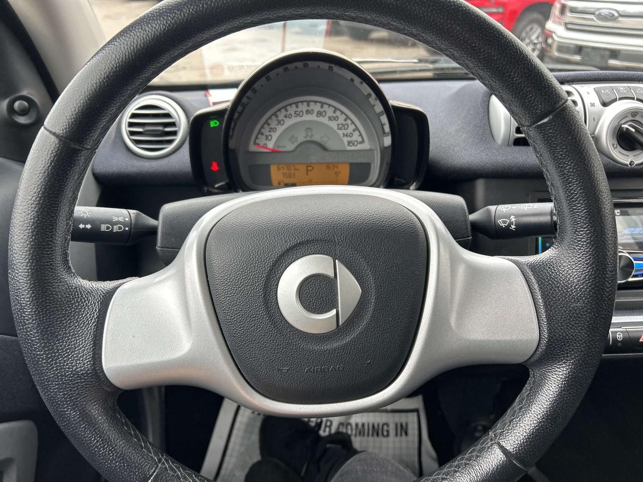2014 Smart fortwo PASSION, CLEAN CARFAX, HEATED SEATS! Photo