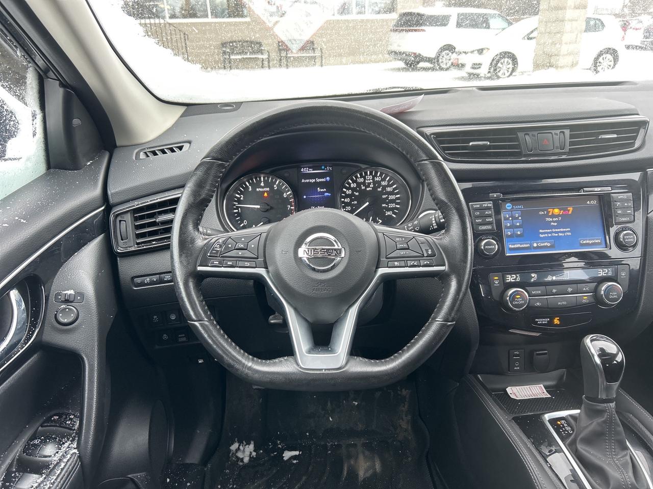 2017 Nissan Qashqai SL, REMOTE START, SUNROOF, HEATED STEERING WHEEL! - Photo #15