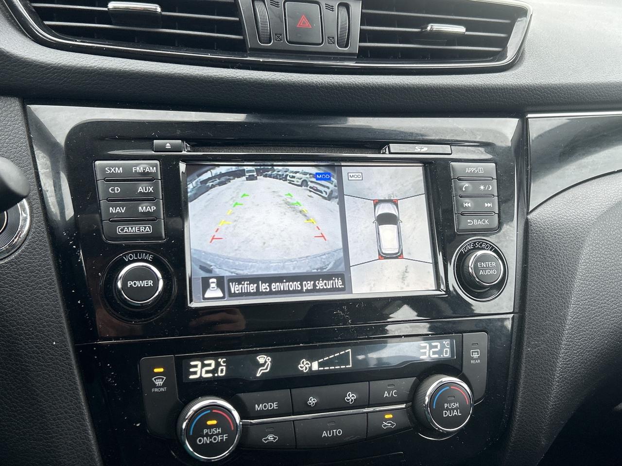 2017 Nissan Qashqai SL, REMOTE START, SUNROOF, HEATED STEERING WHEEL! - Photo #23