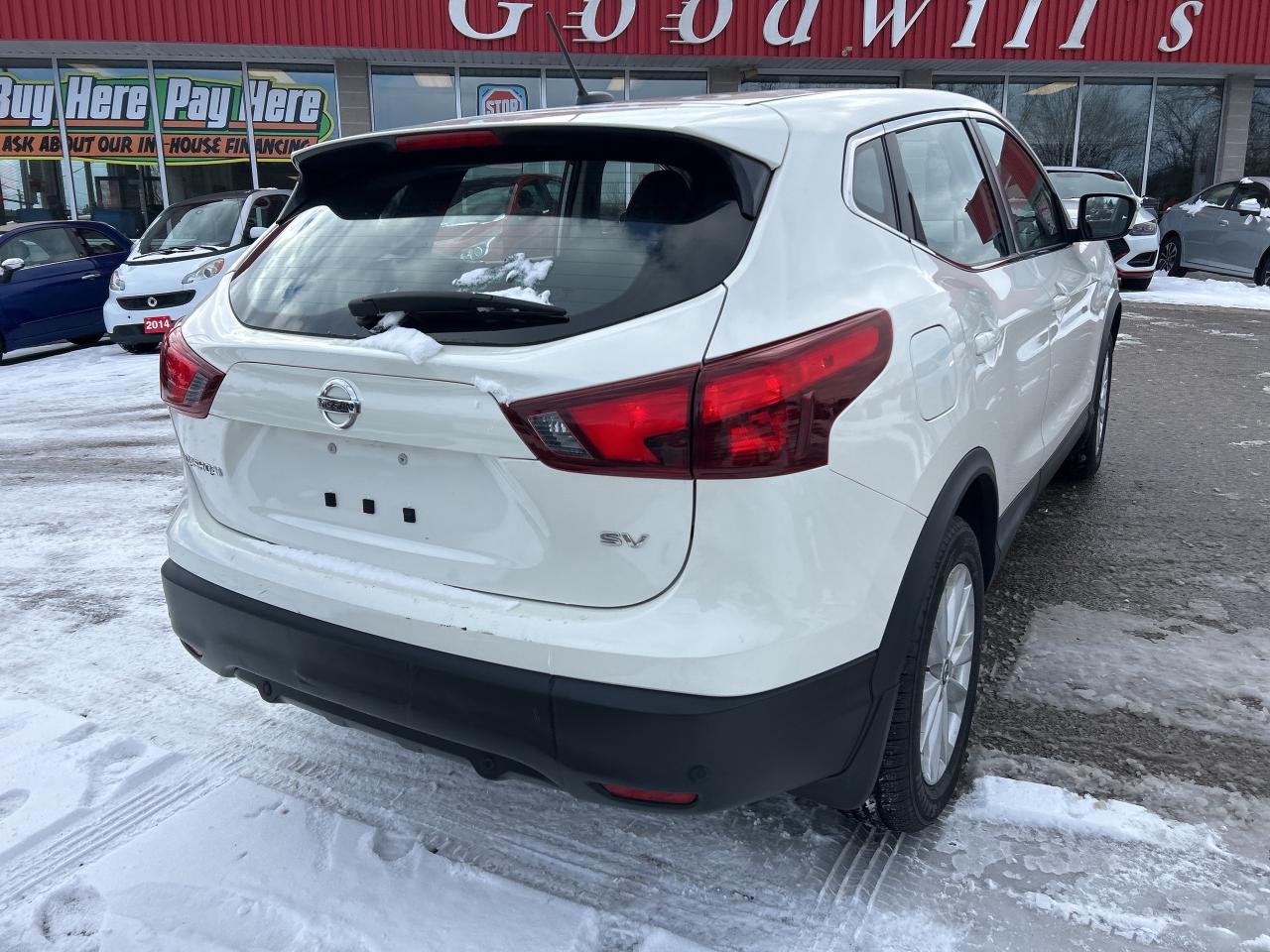 2019 Nissan Qashqai SV, FWD, BACK UP CAM, REMOTE START, SUNROOF! - Photo #6