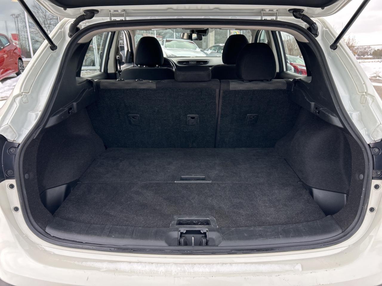 2019 Nissan Qashqai SV, FWD, BACK UP CAM, REMOTE START, SUNROOF! - Photo #11