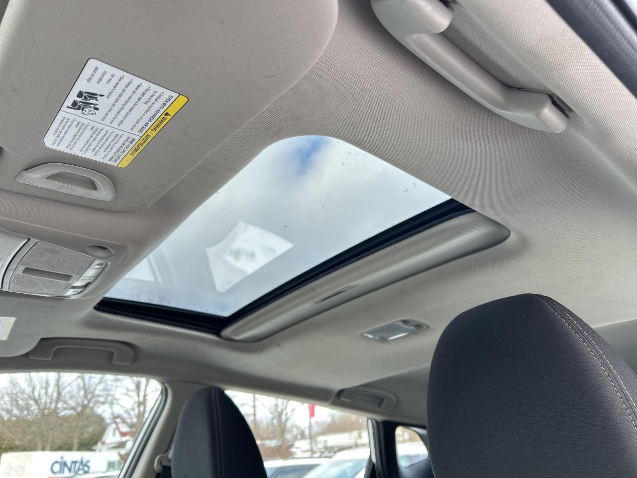 2019 Nissan Qashqai SV, FWD, BACK UP CAM, REMOTE START, SUNROOF! - Photo #17