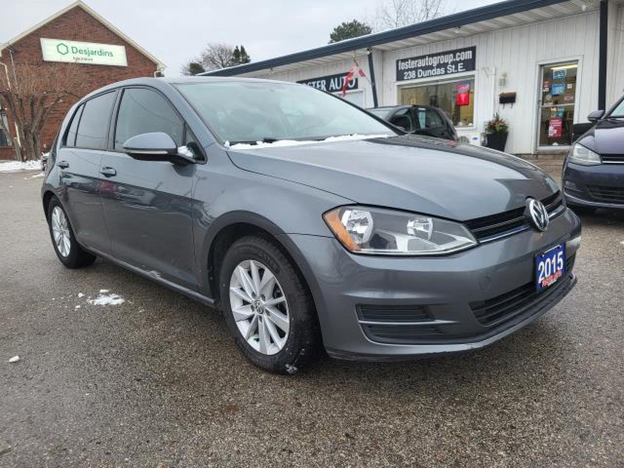 Used 2015 Volkswagen Golf TRENDLINE for sale in Waterdown, ON