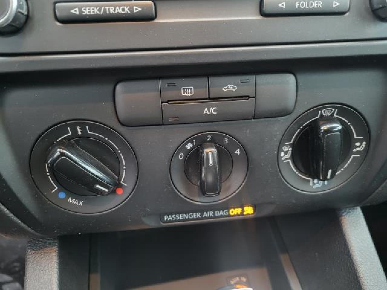 2014 Volkswagen Jetta Trendline Photo