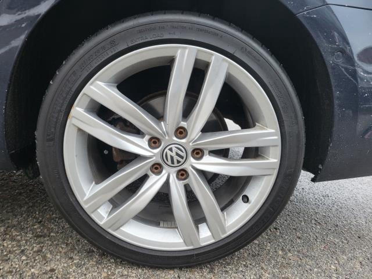 2016 Volkswagen Golf Highline Photo22