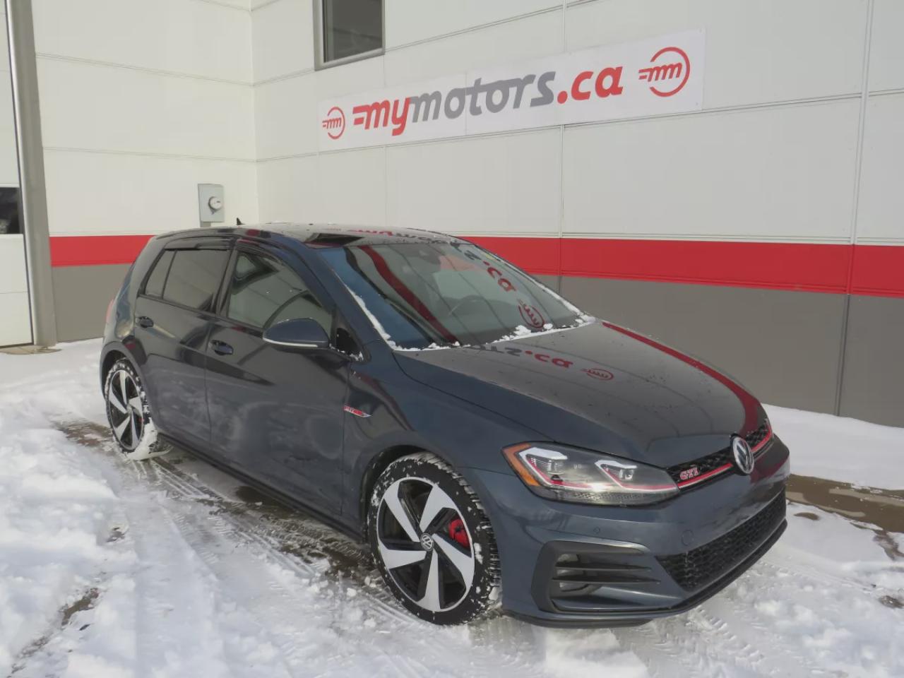 2020 Volkswagen Golf GTI Autobahn GTI Autobahn (**SAFETY/CERTIFIED!!**MANUAL TRANSMISSION**FOG LIGHTS**ALLOY RIMS**LEATHER**REVERSE CAMERA**NAVIGATION**SUNROOF**HEATED SEATS**POWER SEATS**REAR PRIVACY COVER**PUSH BUTTON START**DRIVE MODES**DIGITAL TOUCHSCREEN**DUAL EXHAUST**B Photo0