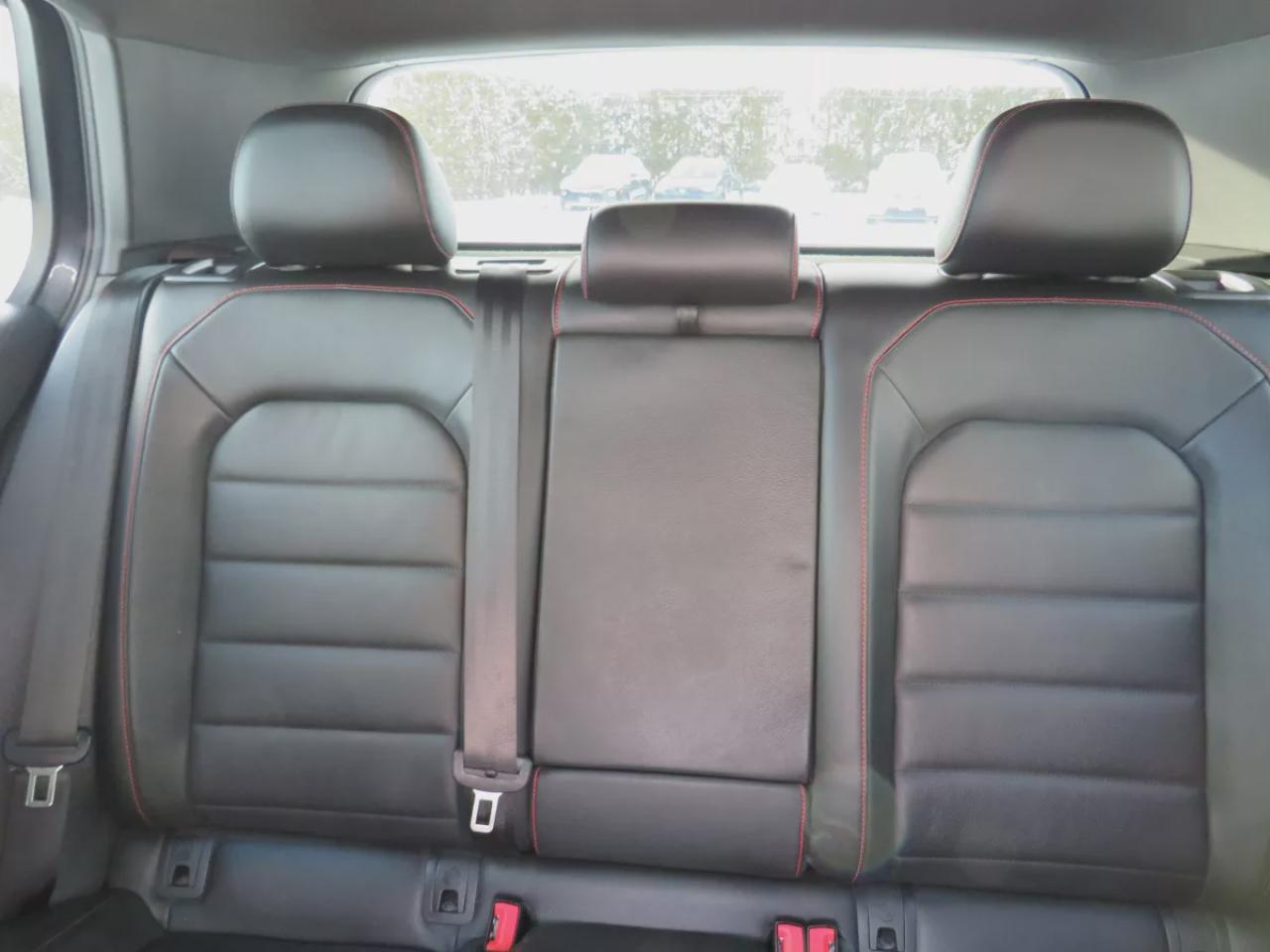 2020 Volkswagen Golf GTI Autobahn GTI Autobahn (**SAFETY/CERTIFIED!!**MANUAL TRANSMISSION**FOG LIGHTS**ALLOY RIMS**LEATHER**REVERSE CAMERA**NAVIGATION**SUNROOF**HEATED SEATS**POWER SEATS**REAR PRIVACY COVER**PUSH BUTTON START**DRIVE MODES**DIGITAL TOUCHSCREEN**DUAL EXHAUST**B Photo