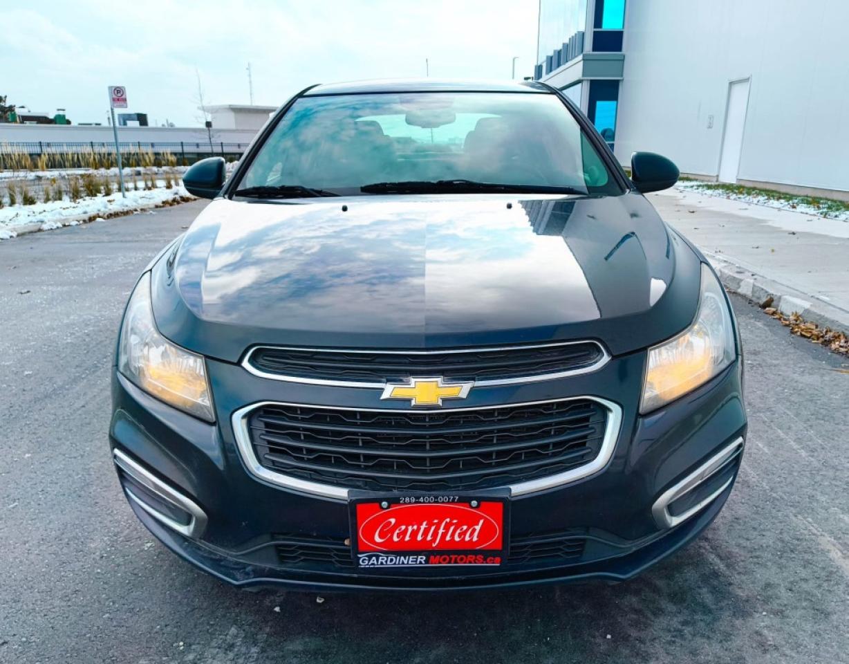 2015 Chevrolet Cruze 4dr Sedan 1LT Photo