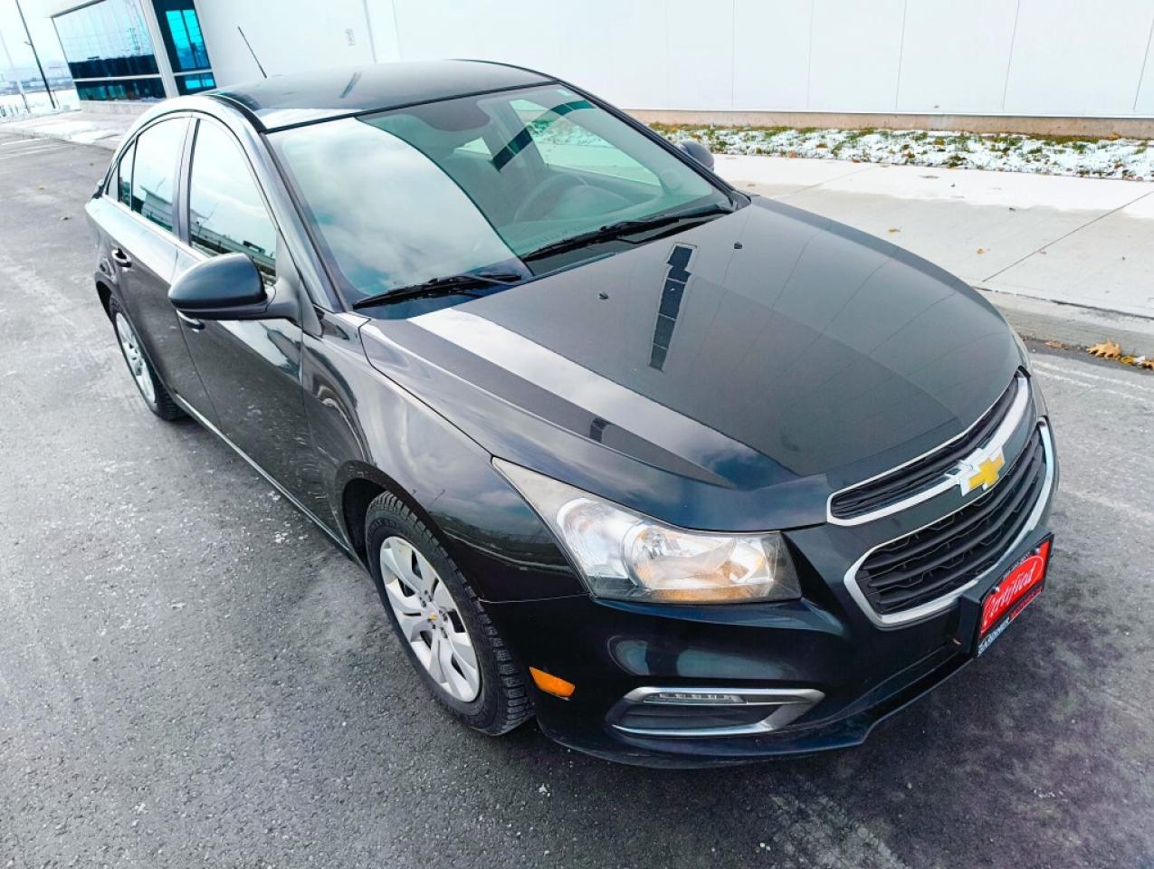 2015 Chevrolet Cruze 4dr Sedan 1LT Photo