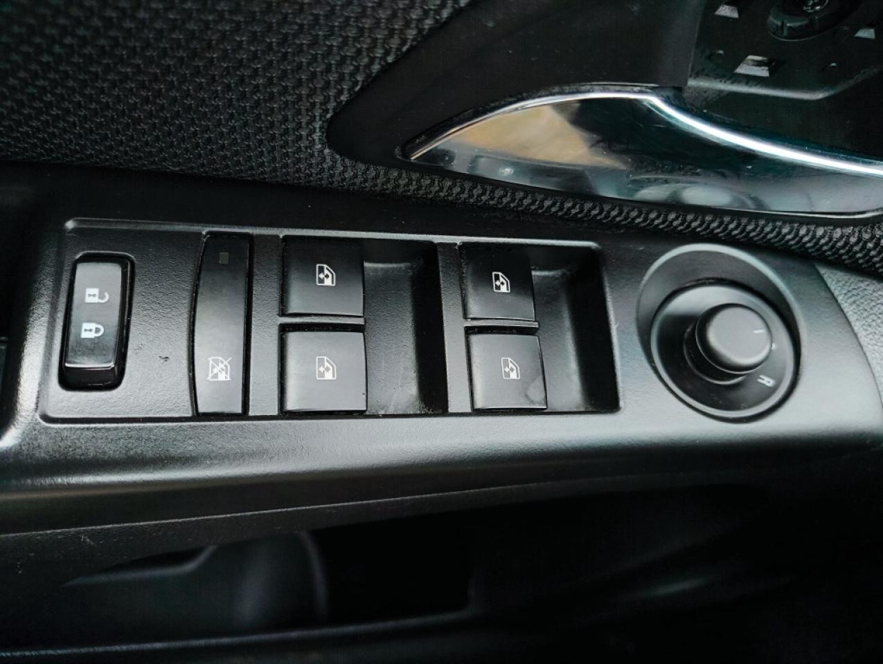 2015 Chevrolet Cruze 4dr Sedan 1LT Photo