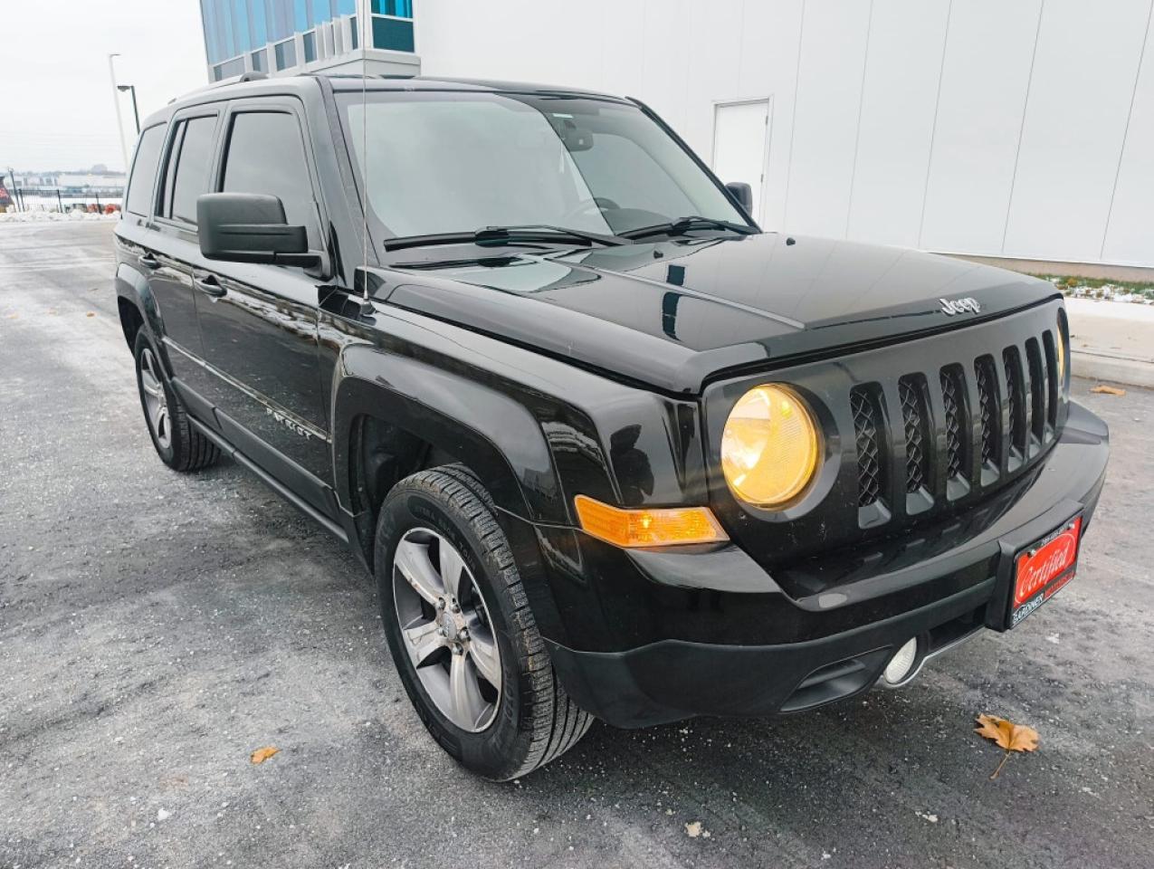 2016 Jeep Patriot 4WD 4dr High Altitude Photo2