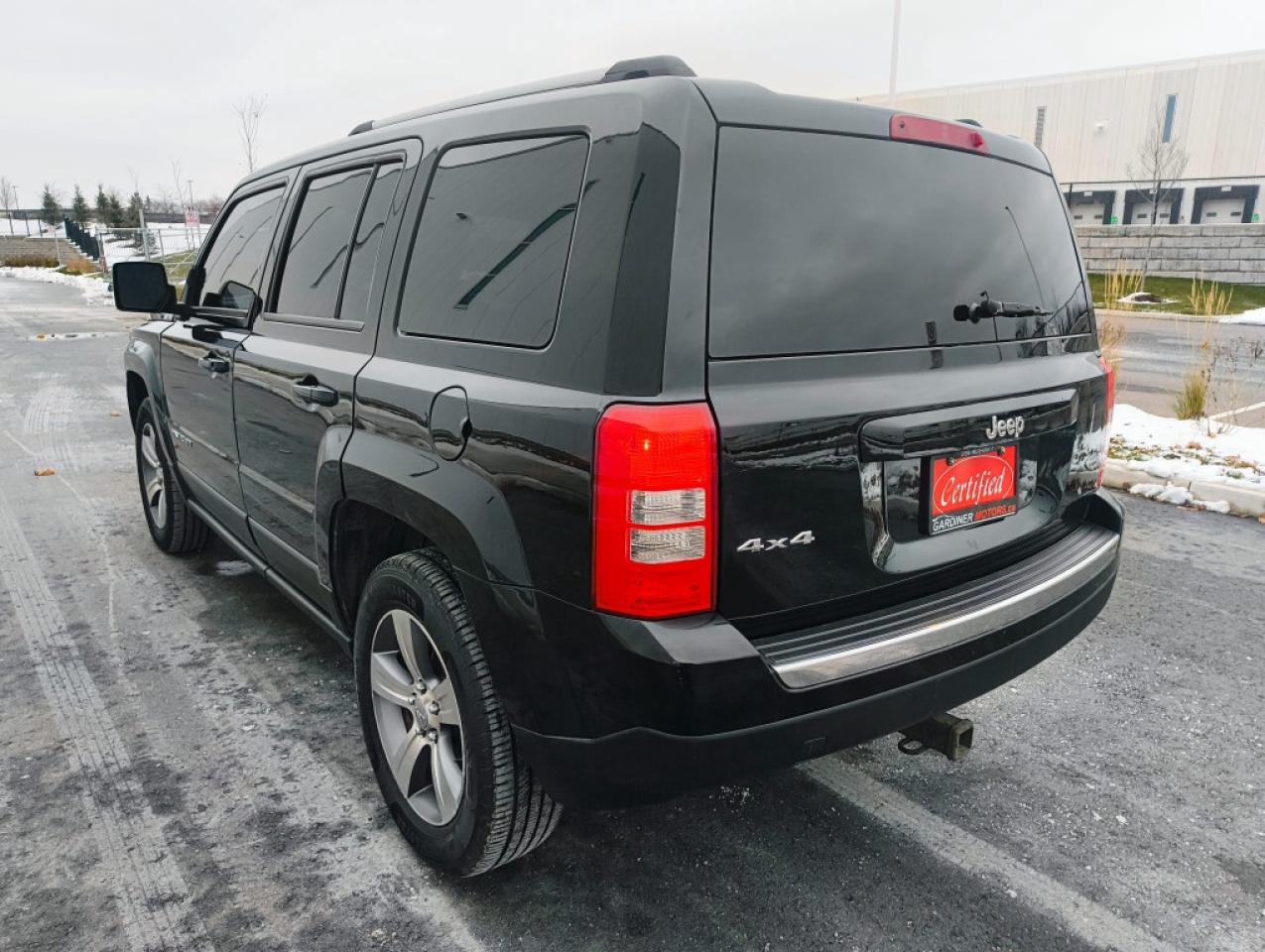 2016 Jeep Patriot 4WD 4dr High Altitude Photo