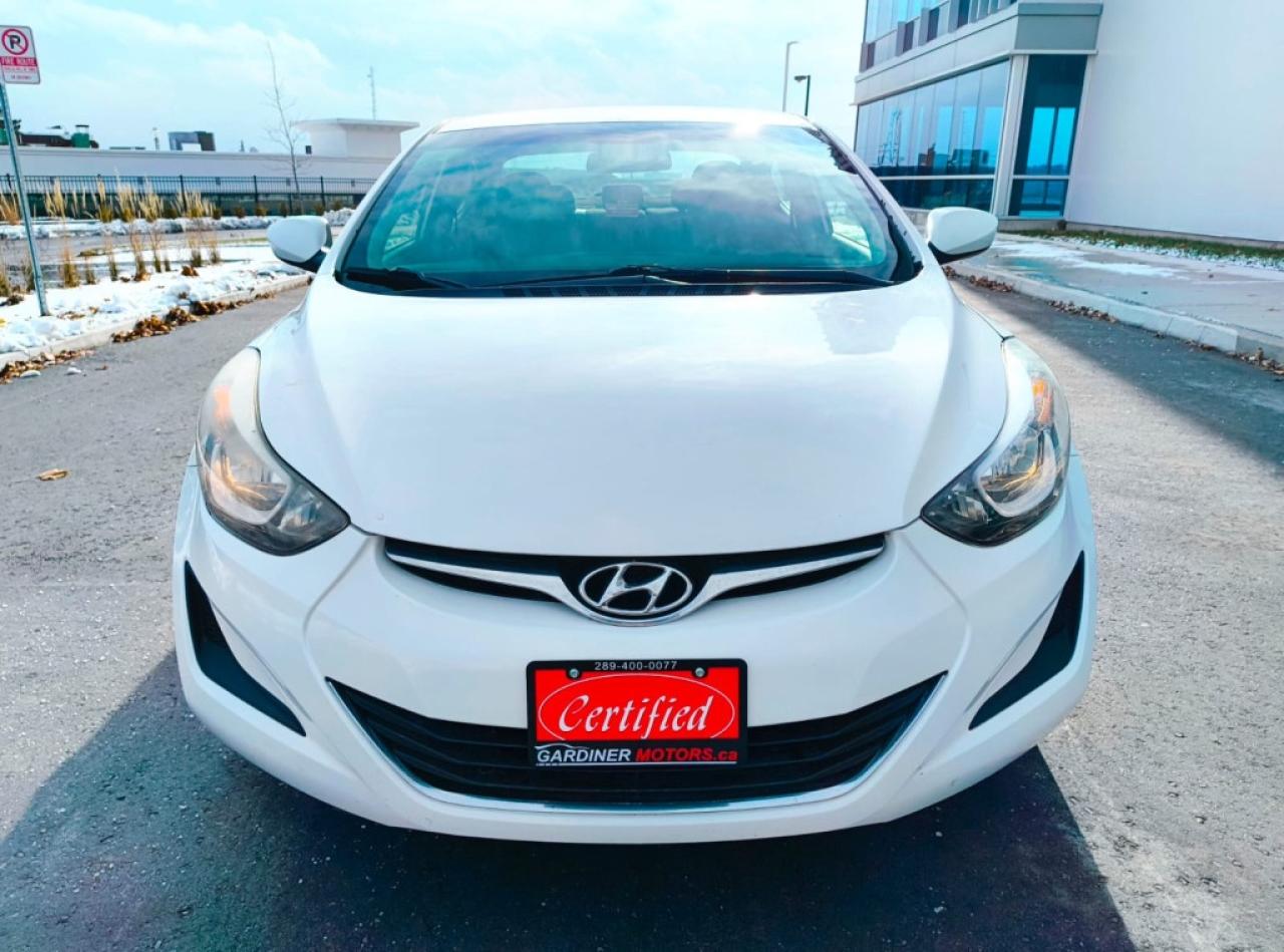 2014 Hyundai Elantra 5dr Automatic GL Photo
