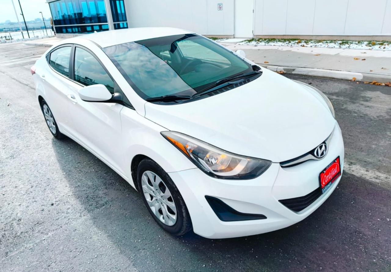 2014 Hyundai Elantra 5dr Automatic GL Photo2