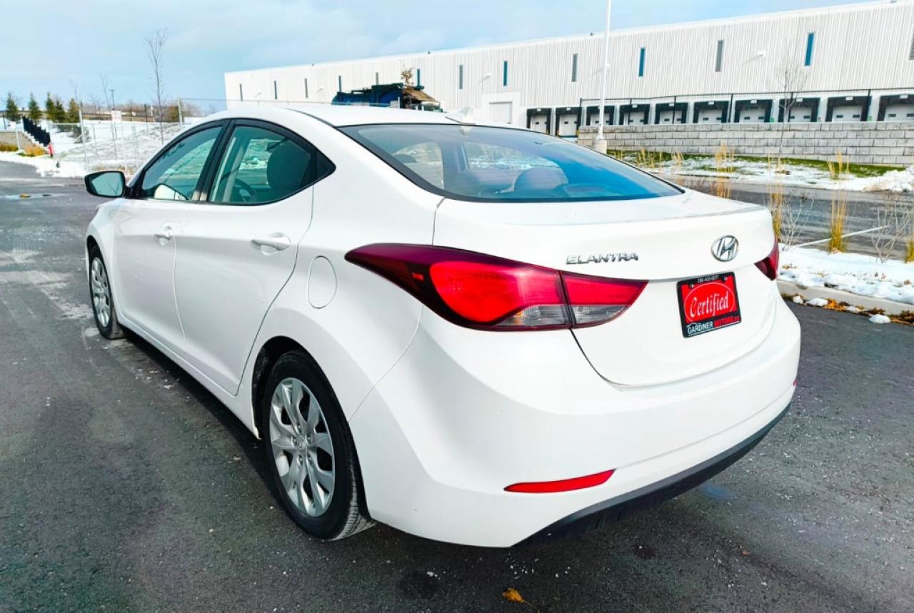 2014 Hyundai Elantra 5dr Automatic GL Photo