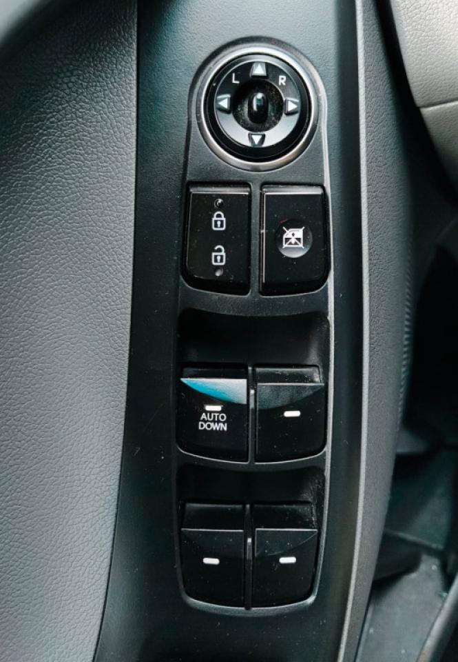 2014 Hyundai Elantra 5dr Automatic GL Photo