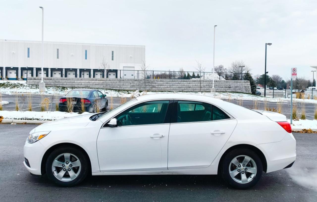 2015 Chevrolet Malibu 1LT 4dr Sedan Automatic Photo
