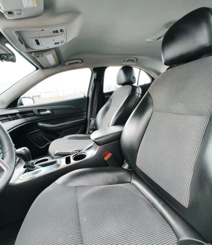 2015 Chevrolet Malibu 1LT 4dr Sedan Automatic Photo