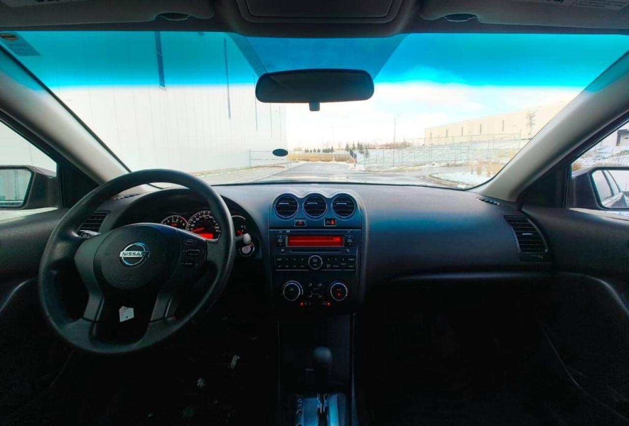 2012 Nissan Altima 2dr Coupe I4 CVT 2.5 S Photo