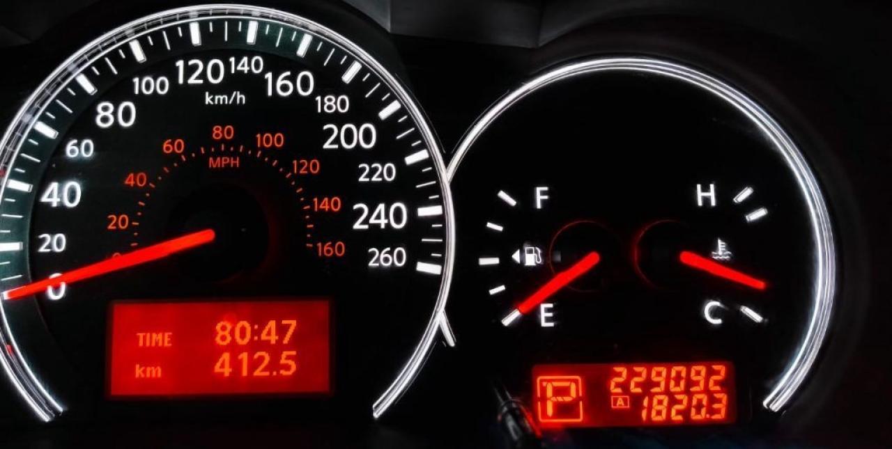 2012 Nissan Altima 2dr Coupe I4 CVT 2.5 S Photo