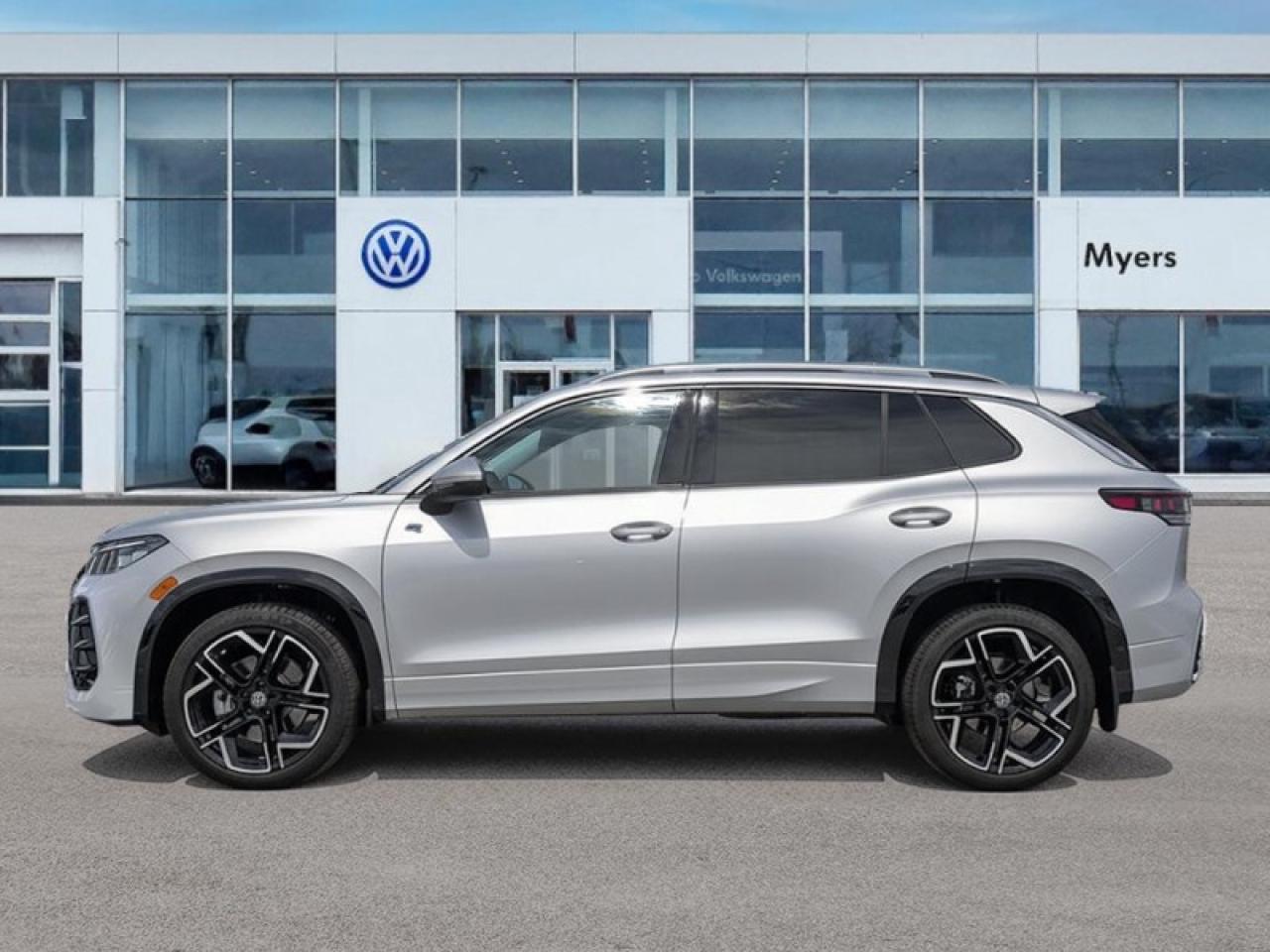 2026 Volkswagen Tiguan Highline Turbo R-Line Photo2